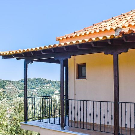 Apartments Villa L&M Skiathos Kalivia  Εξωτερικό φωτογραφία