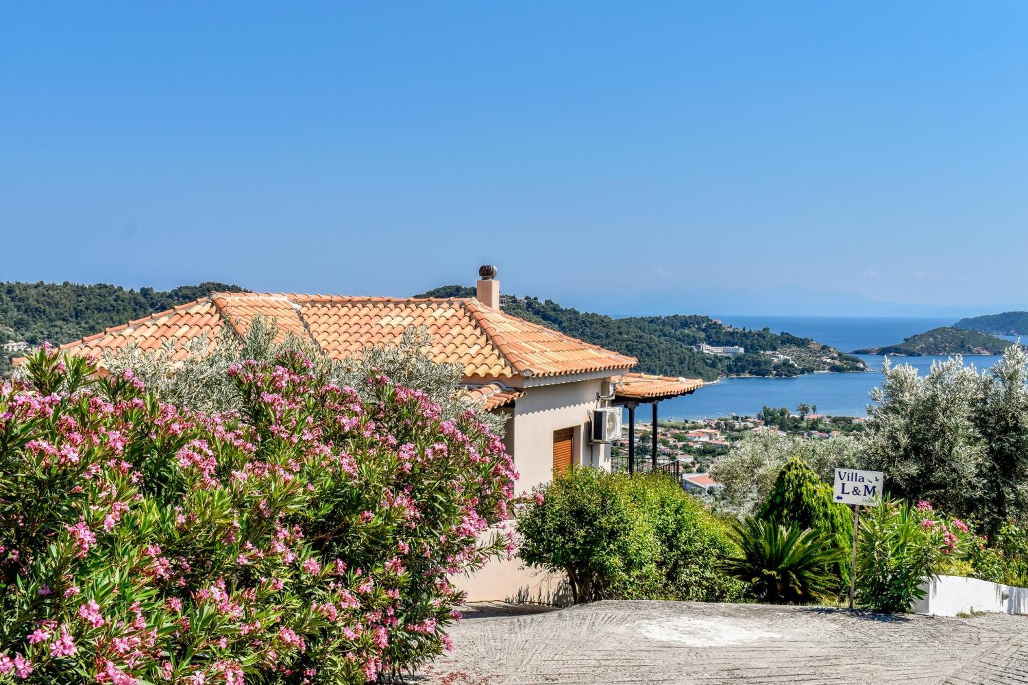 Apartments Villa L&M Skiathos Kalivia  Εξωτερικό φωτογραφία
