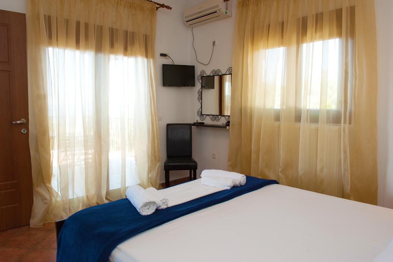 Apartments Villa L&M Skiathos Kalivia  Εξωτερικό φωτογραφία